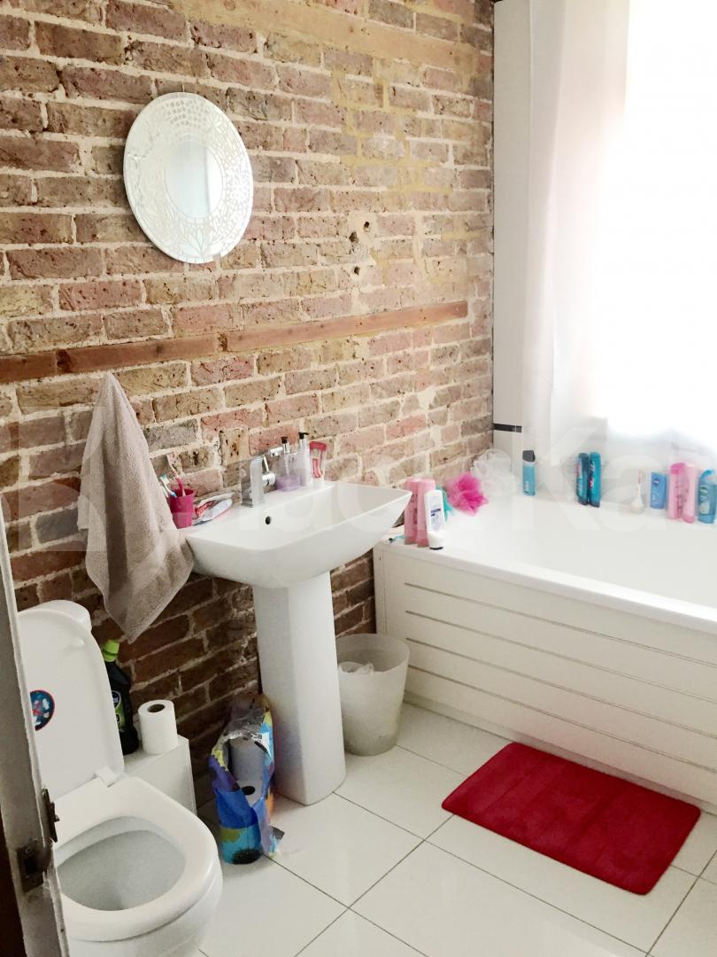 			NEW INSTRUCTION, 3 Bedroom, 1 bath, 1 reception Apartment			 Gleneldon Road, Streatham Common